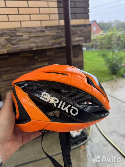 Велошлем briko