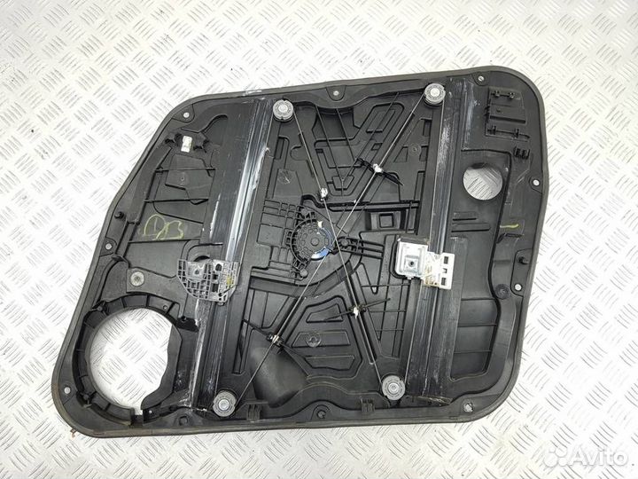 82470f1770 Стеклоподъемник передний левый Kia Spo