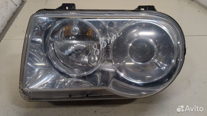 Фара (передняя) левая Chrysler 300C, 2008