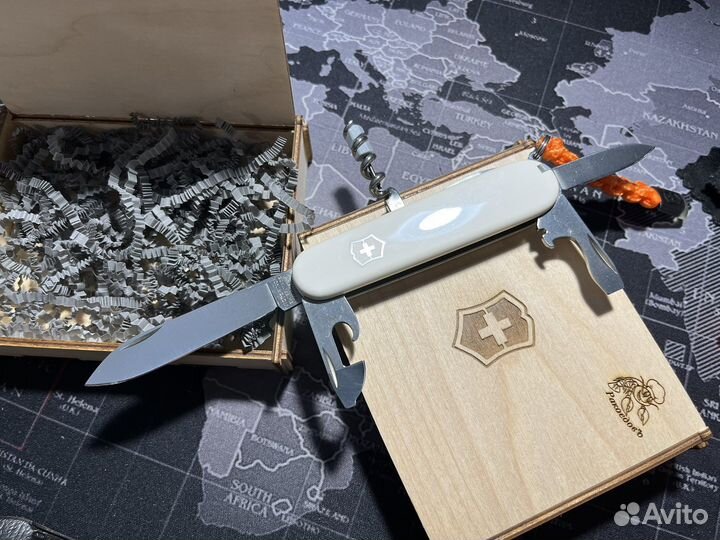 Victorinox подарочные ножи