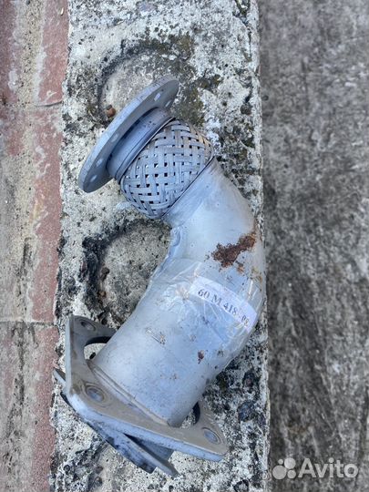 Патрубок турбокомпрессора приемный