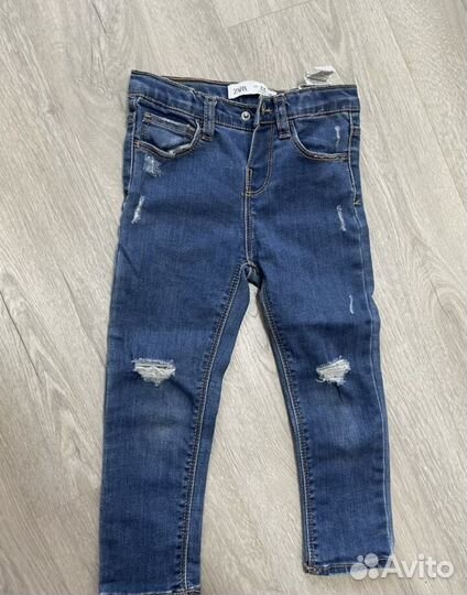Джинсы zara