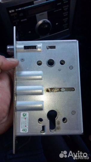 Вскрытие, ремонт, замена, установка замков