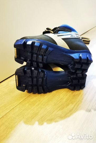 Ботинки лыжные детские р 28