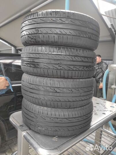 Hankook Ventus ME01 K114 215/60 R16 95