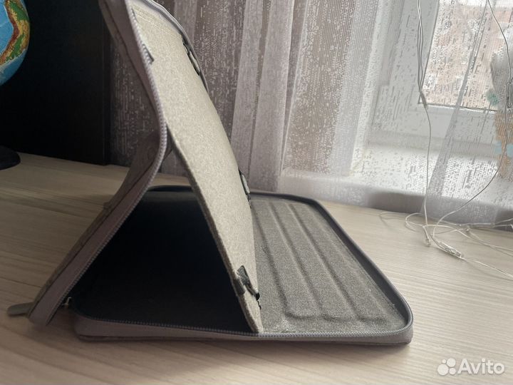 Чехол на планшет