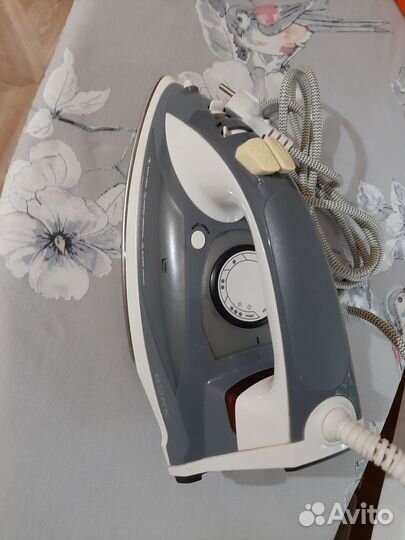 Паровой утюг bork в коробке