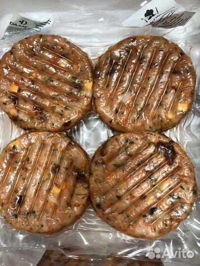 Котлеты из щуки с креветками и сыром Чедр