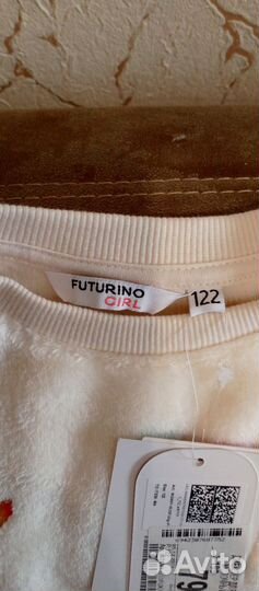 Новый джемпер на девочку 122 см