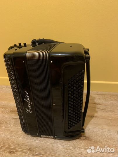 Баян итальянский готово-выборный Excelsior