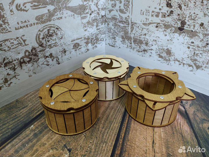 Шкатулка механическая