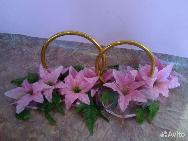 Кольца на свадебную машину