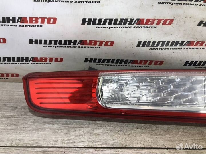 Фонарь левый Форд Фокус 2