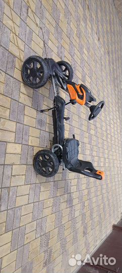 Педальный велосипед