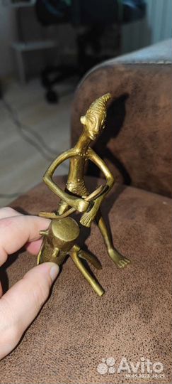 Бронзовая статуэтка
