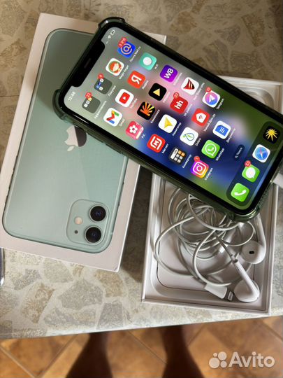 iPhone 11, 128 ГБ
