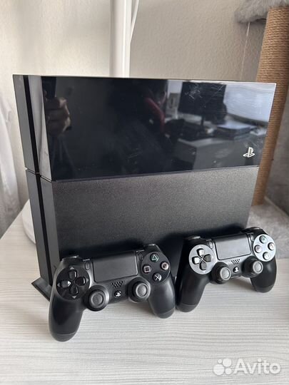 Sony PS4 fat 500gb с подставкой и двумя геймпадами