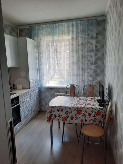 2-к. квартира, 52 м², 2/9 эт.