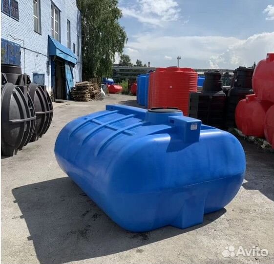 Бочки пластиковые 2000 л -10000 л