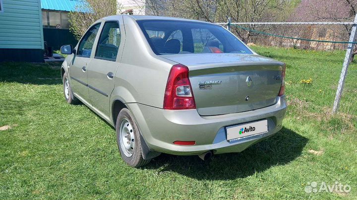 Renault Logan 1.6 AT, 2012, 97 000 км