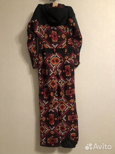 Сноубордический комбинезон