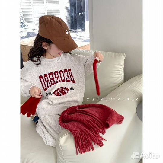 Спортивный костюм для девочки