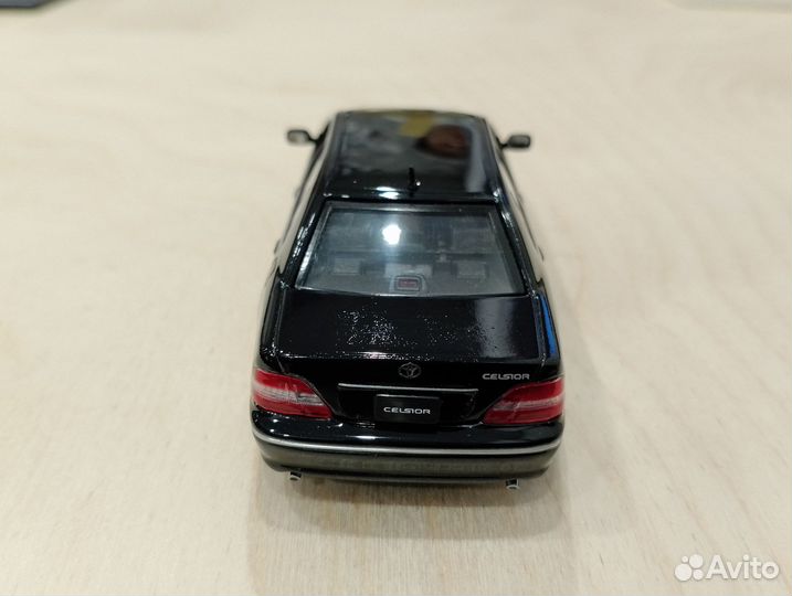 Toyota Celsior III (F30) 2000-2003