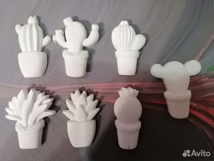 Заготовки, изделия из гипса