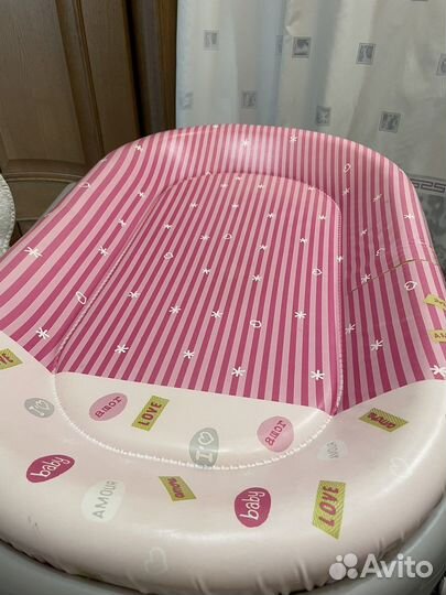 Пеленальный стол с ванной Brevi горка и круг