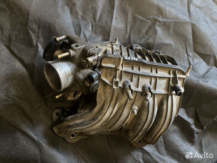 Впускной коллектор б/у ваз LADA 2114.Разбор