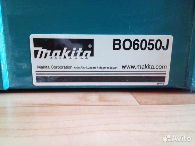 Эксцентриковая шлифмашина Makita BO6050J