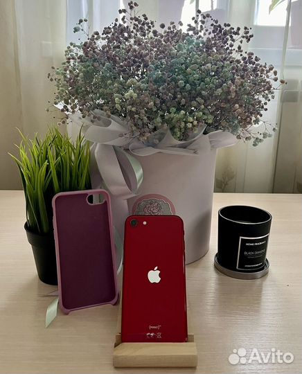 iPhone SE (2020), 64 ГБ