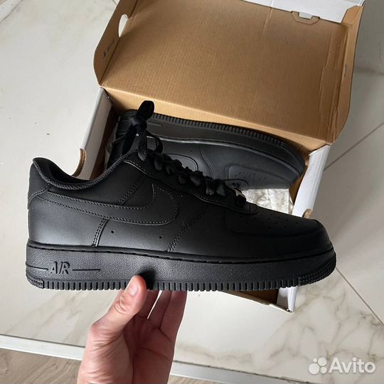 Кроссовки Nike Air Force 1 '07 Low Triple Black