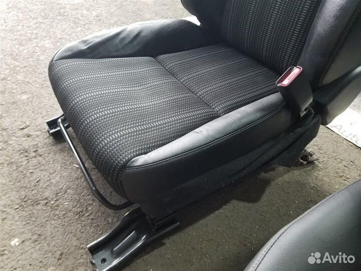 Сиденье салонное Honda Vezel