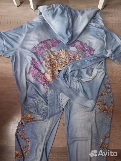 Одежда в отличном состоянии