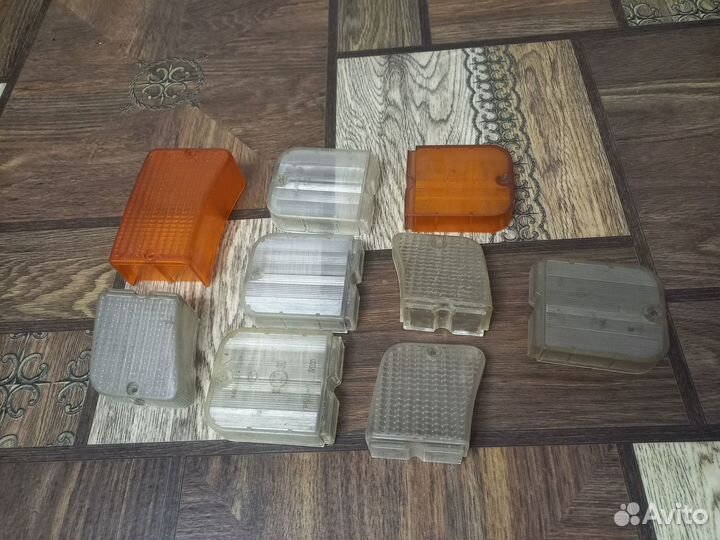 Продам фонари, поворотники на Москвич 412