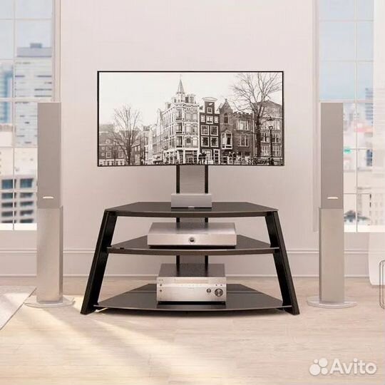 Стойка под телевизор с кронштейном