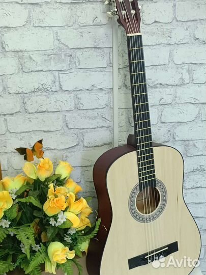 Гитары Классические в ассортименте Новые