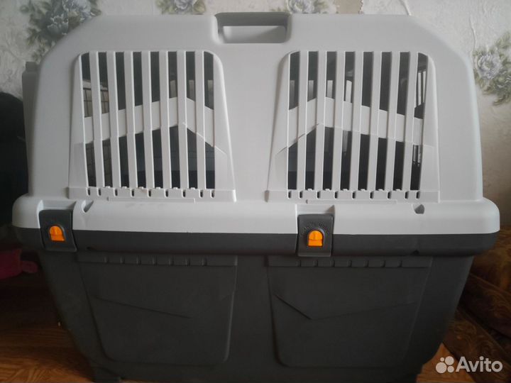 Переноска в самолет для крупных собак