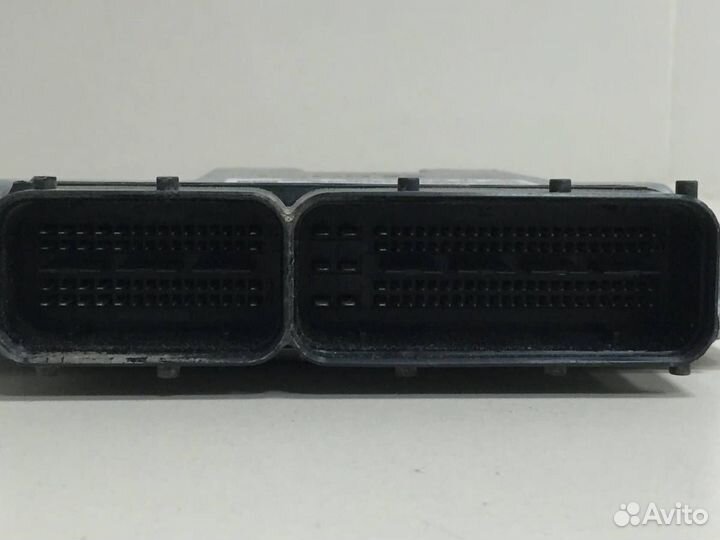 Блок управления двигателем Volkswagen Tiguan 5N1 2