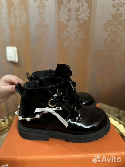 Ботинки для девочки Walkey(разм.23)
