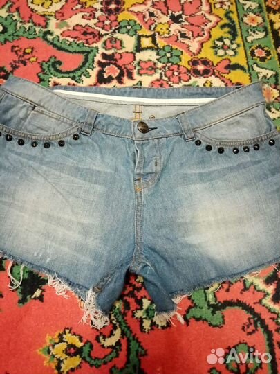 Джинсовые шорты