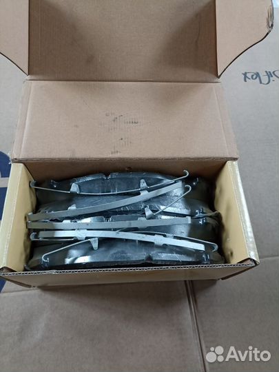 Тормозные колодки дисковые