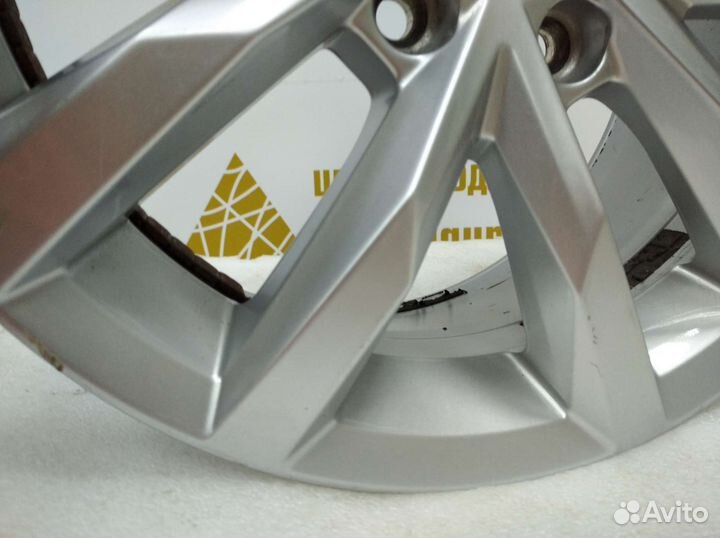 Диск литой R16 Volkswagen Passat