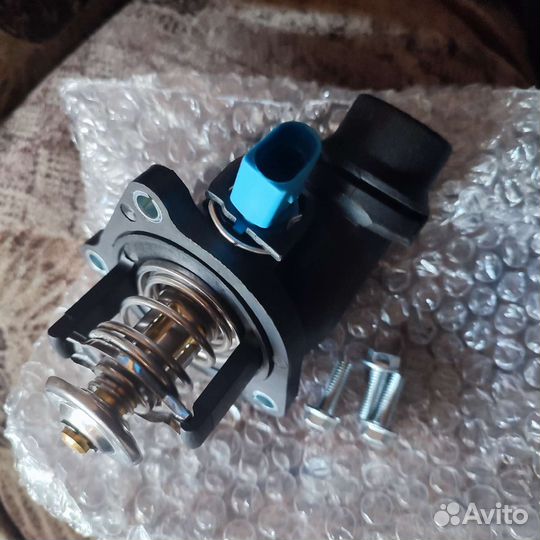 Термостат в сборе с корпусом lt1818