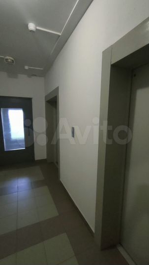 2-к. квартира, 76 м², 5/19 эт.