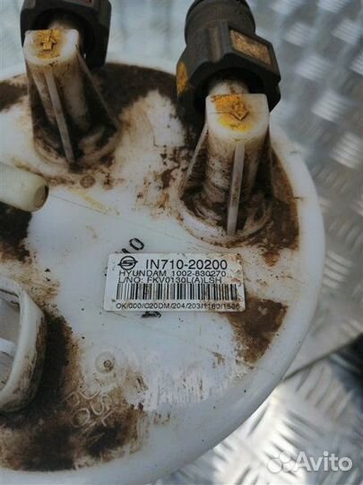 Насос топливный бензонасос правый Ssangyong Actyon