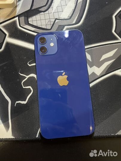 iPhone 12, 64 ГБ