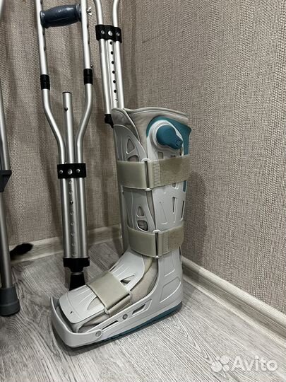 Тутор ортез голеностопный