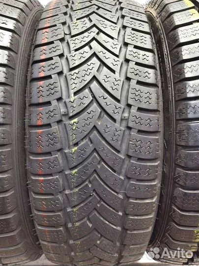 Vredestein ComTrac Winter 215/60 R16 110H